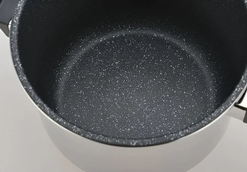 Royalty Line Schnellkochtopf mit Marmoroberfläche 24 cm – 6 l