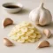Garlic Slices: The Small Detail That Changes the Whole Dish