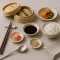 Wie man asiatisches Essen zu Hause serviert, damit es Sinn macht